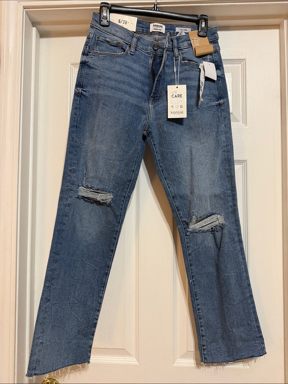 Kensie High-Rise Distressed Mid Blue Women's Jeans
